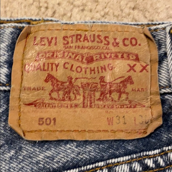 Vintage Levi USA 501 cut off denim shorts 31 - Picture 4 of 4